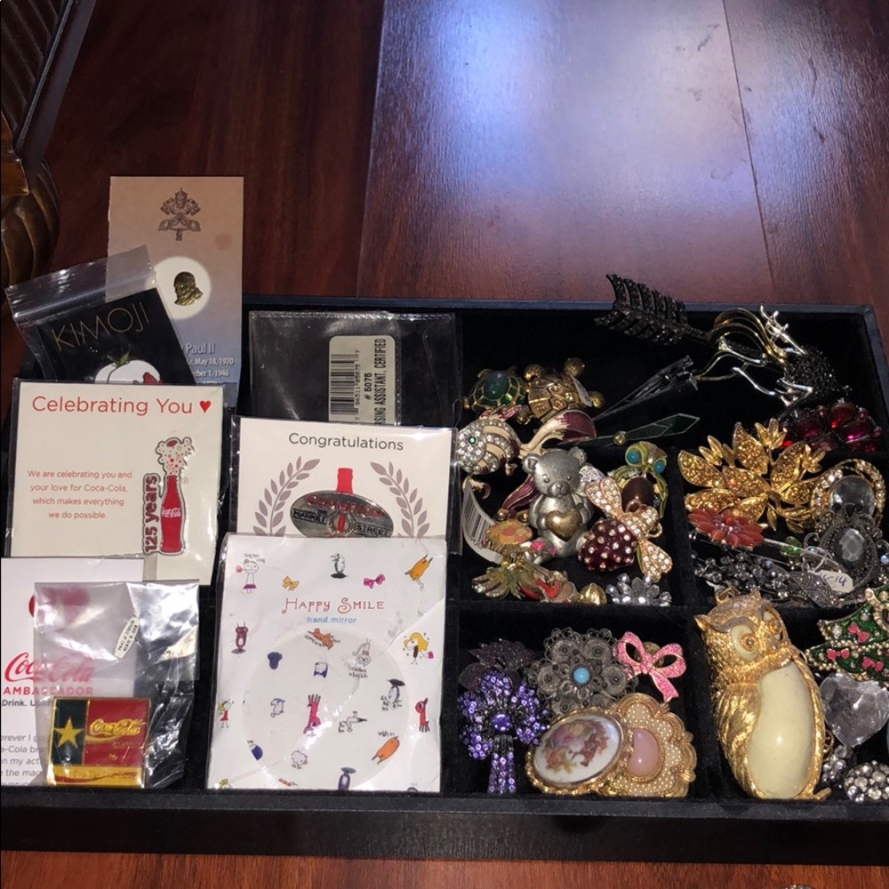 Different Pins Different Prices - image 1